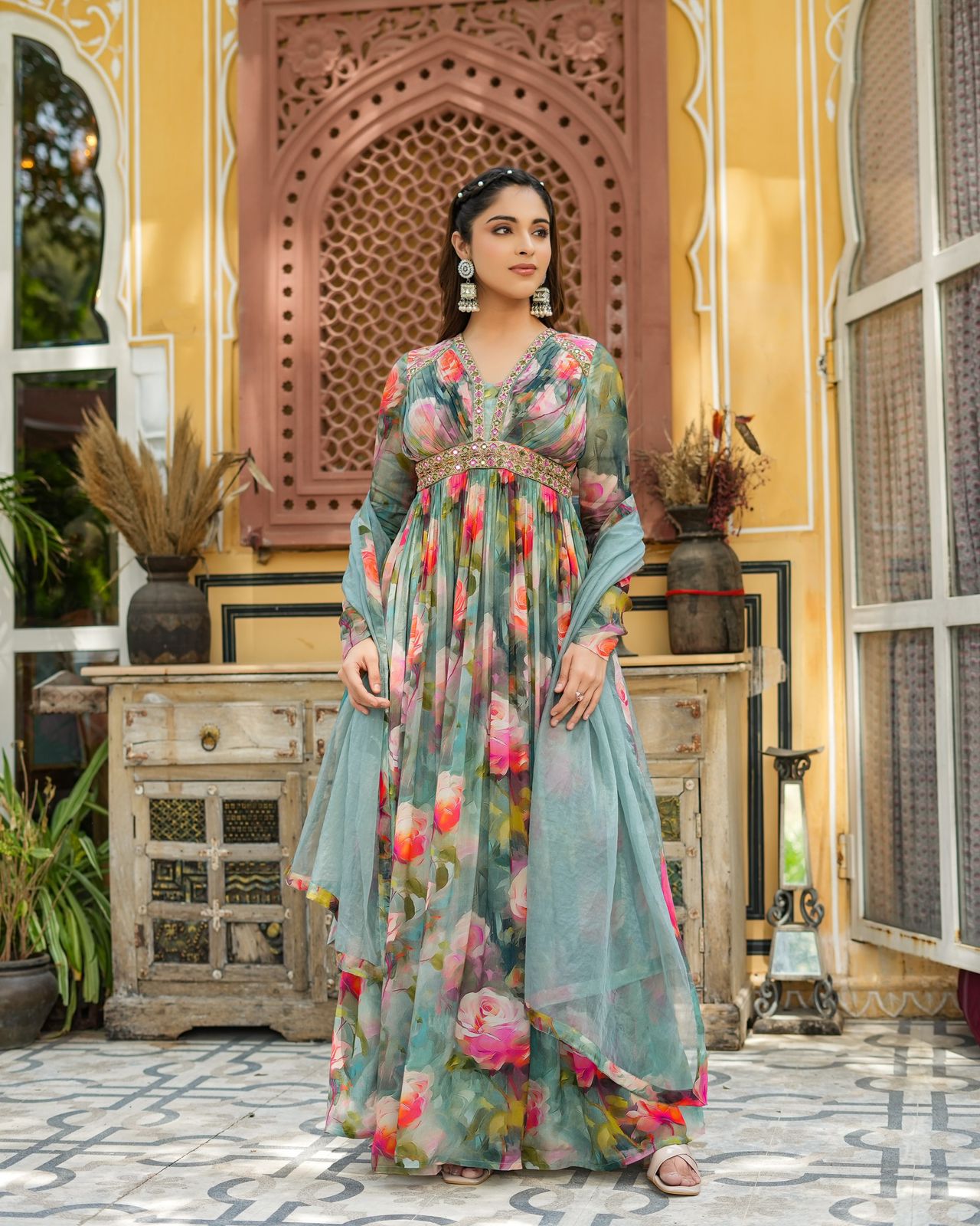 Premium viscose natural crepe printed gown K1159