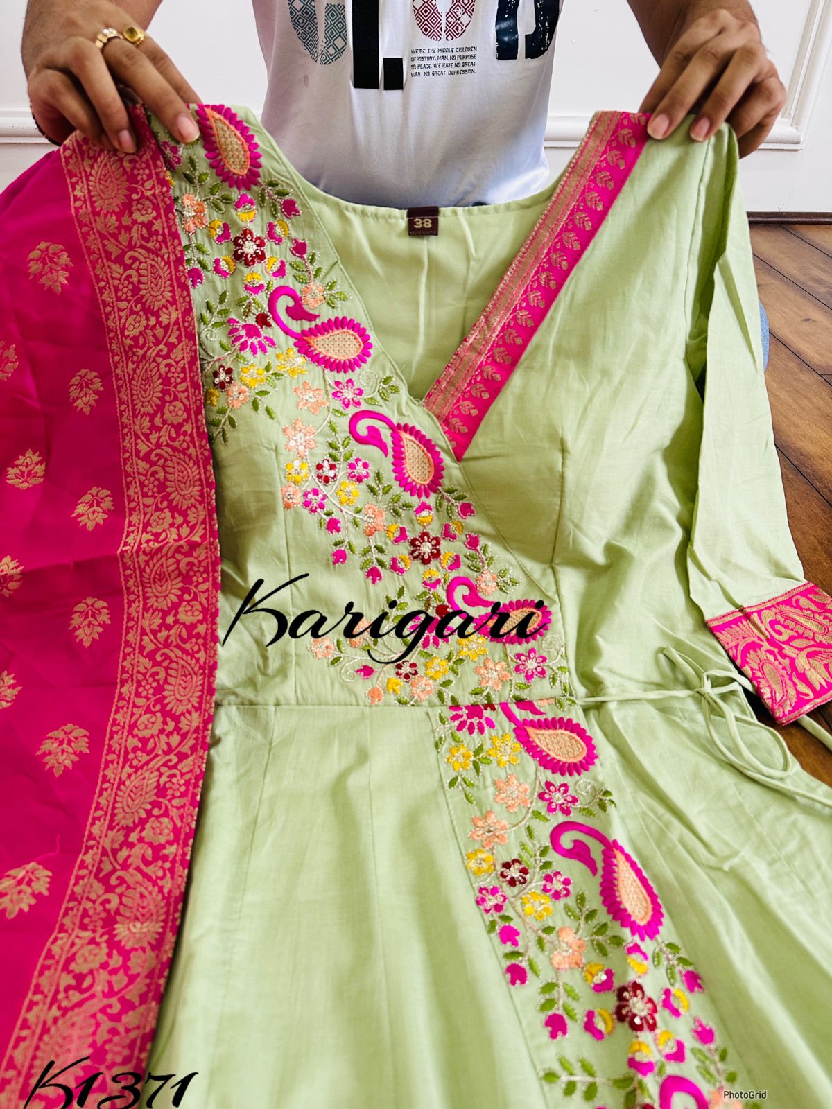 Super Premium mul cotton Anghrakha gown detailed k1371