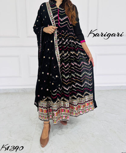 k1390 Premium georgette gown dup set