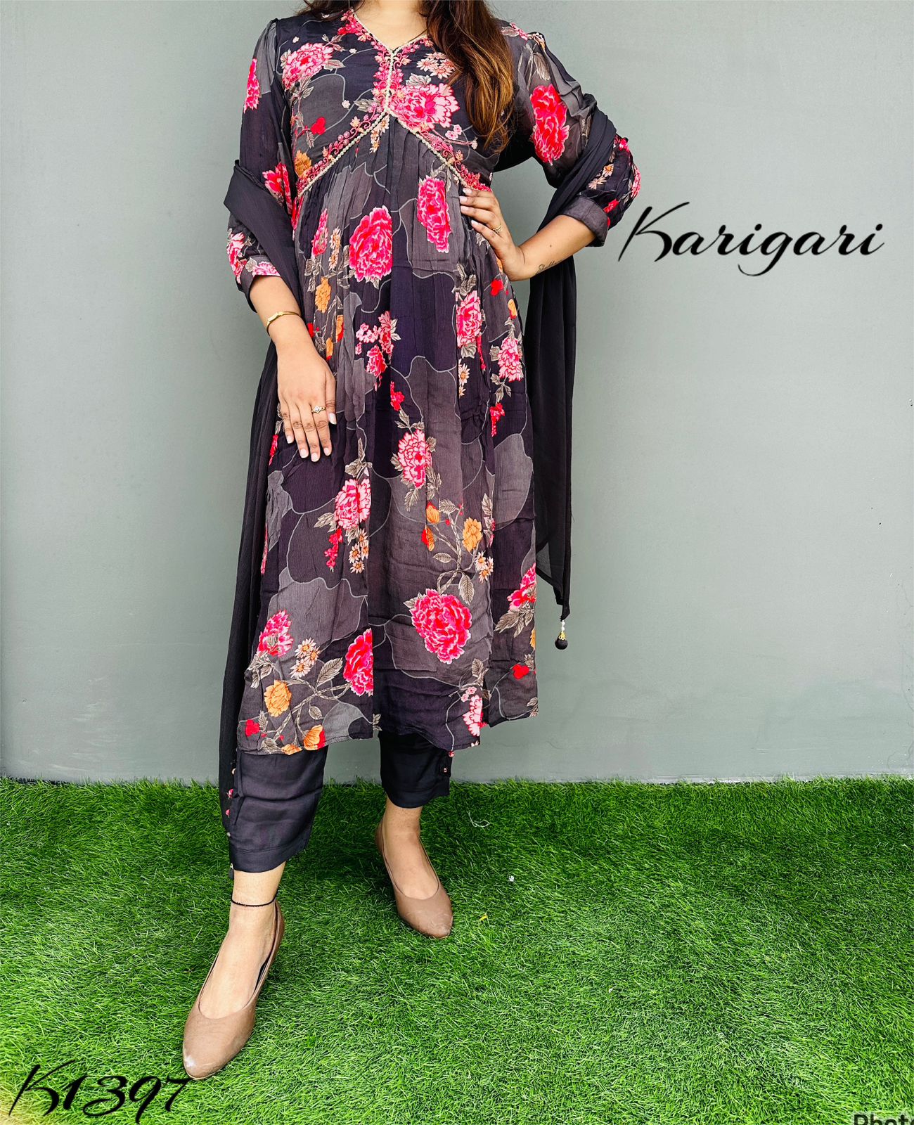 k1397 Premium & quality pure chinnon beautifully printed 3pc suit