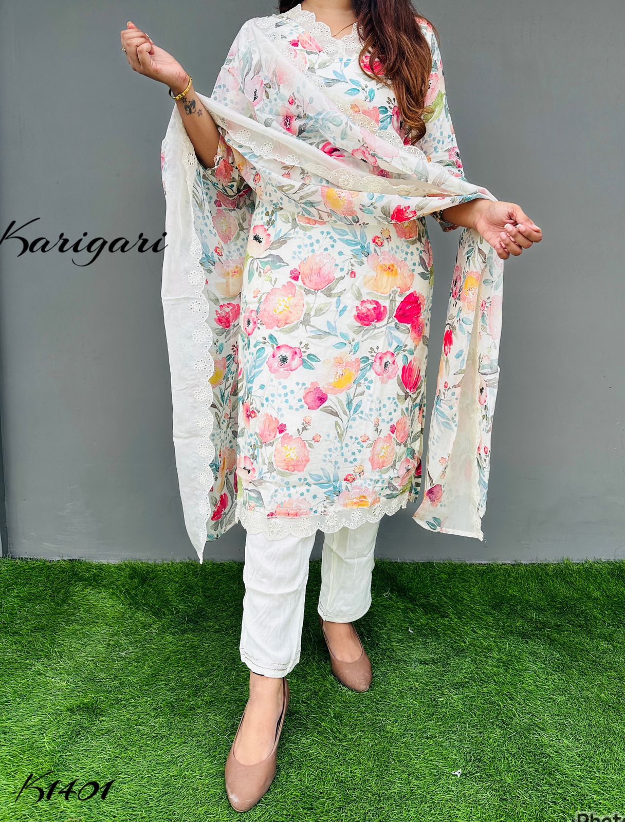 k1401 Premium butter maslin silk beautifully printed with organza dupatta