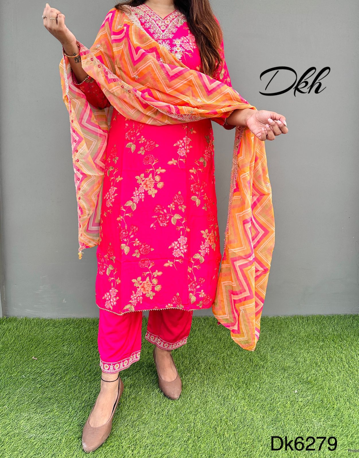 DkH dk6269  Premium pure silk 3 pc suit set