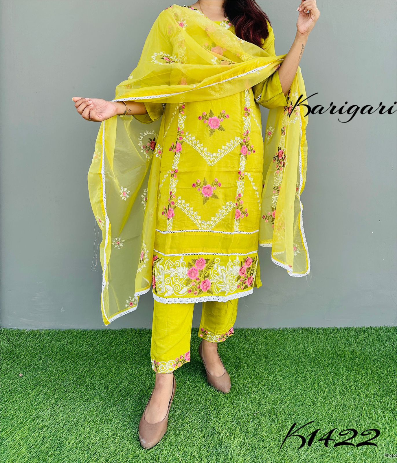 KARIGARI BY DKH K1422  Premium organza 3 pc suit